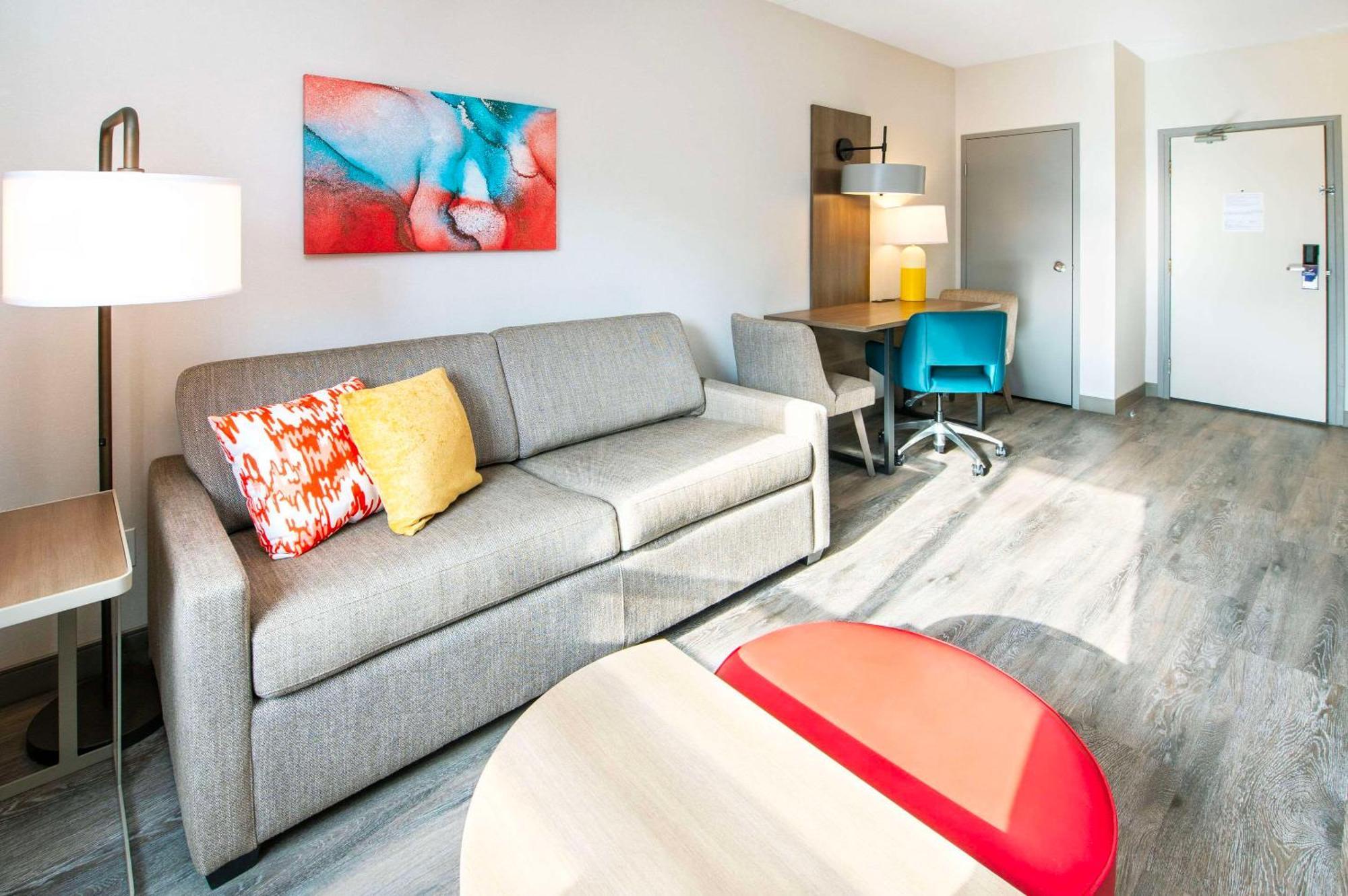 Comfort Suites London Extérieur photo