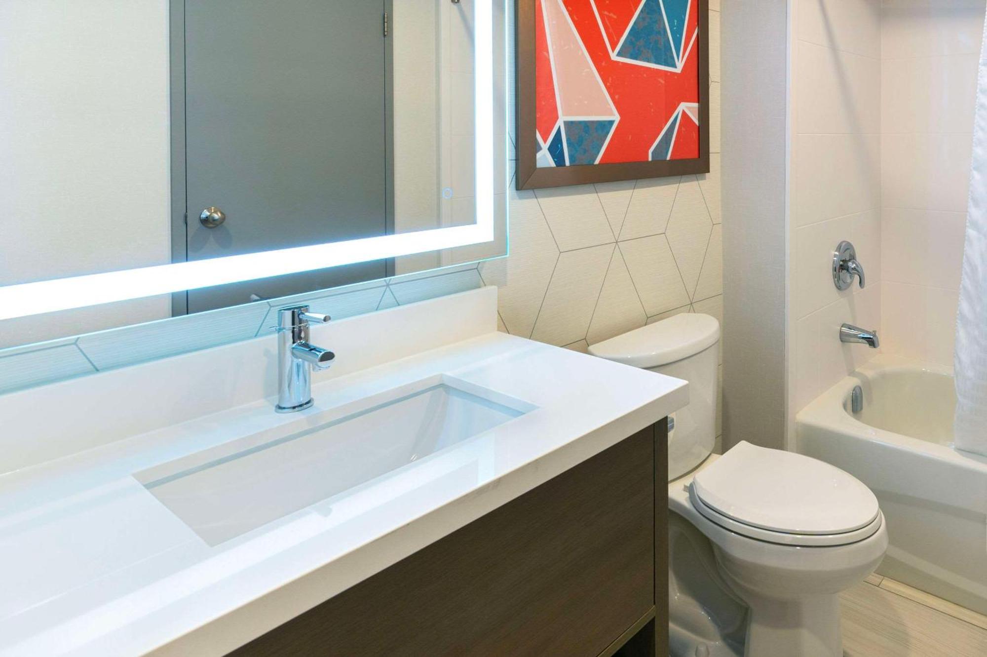 Comfort Suites London Extérieur photo